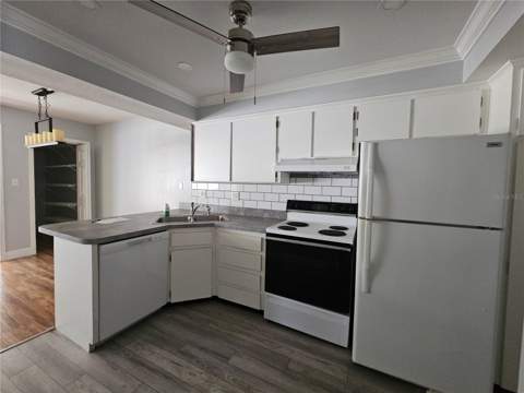 1655 S Highland Avenue #B215, Clearwater FL - photo 6 of 21