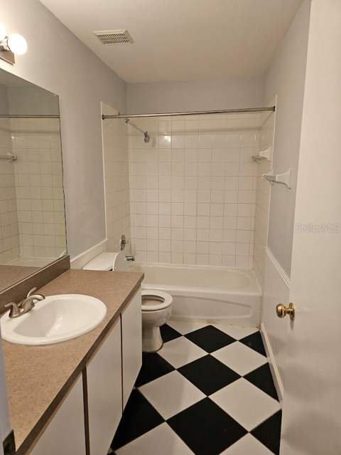 2053 Fluorshire Drive, Brandon FL - photo 13 of 24