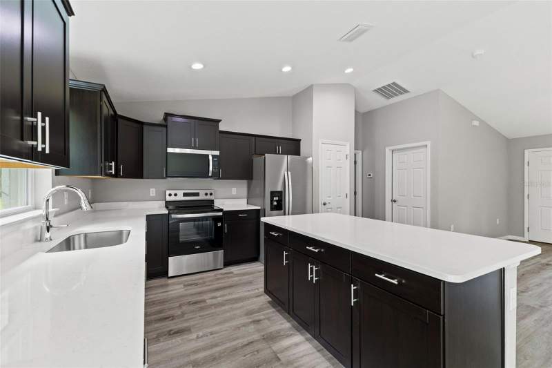 3 bedroom Single Family Residence at 1736 W Hall Place, Citrus Springs, Citrus Springs — photo 3
