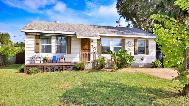 3 bedroom Single Family Residence at 407 Ann Street, Edgewater Acres Un 04 Rep, Edgewater — photo 1