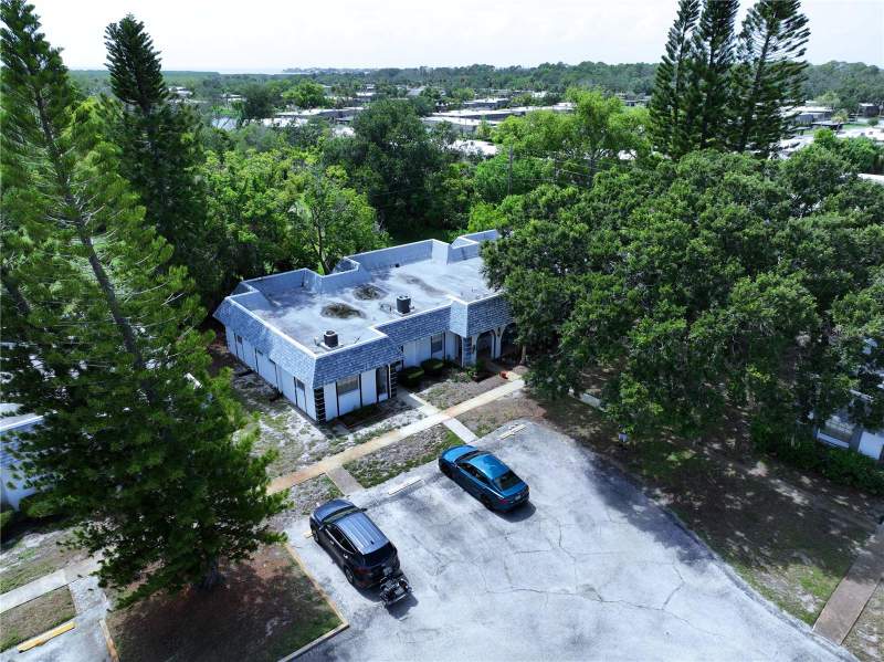 2 bedroom Condominium at 4237 Redcliff Place #-, Gardens Beacon Square, New Port Richey — photo 2
