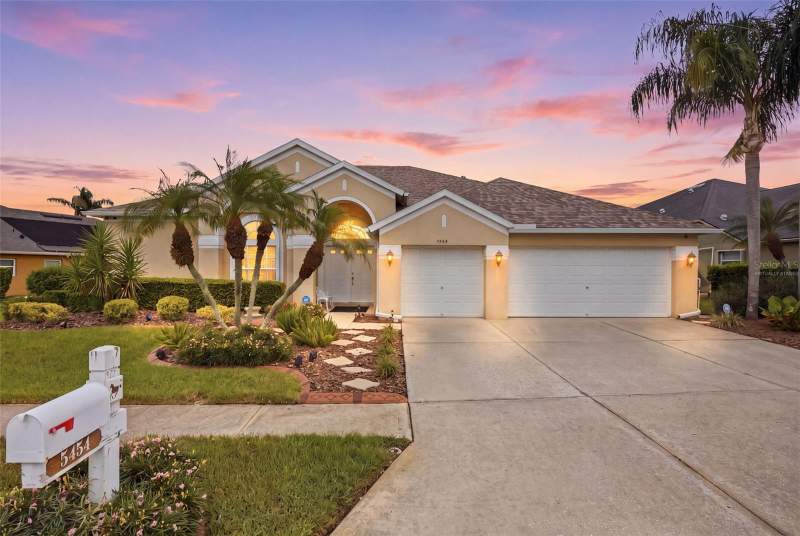 Lexington Oaks VillageHomes for Sale in Wesley Chapel, FL