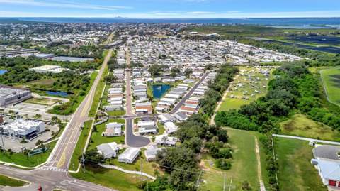 236 N Saint Thomas Circle, Apollo Beach FL - photo 20 of 32