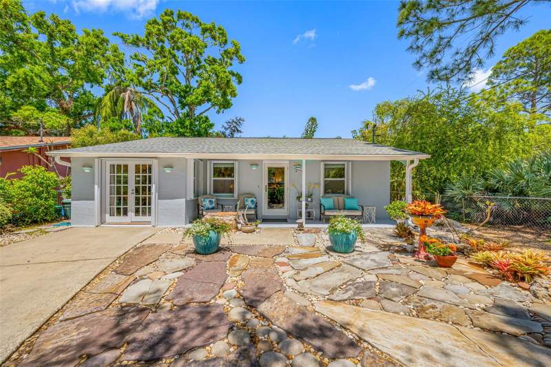 SandersHomes for Sale in Gulfport, FL
