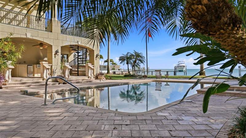 5 bedroom Single Family Residence at 6755 30th Street, Kos-Mac Rep, St Petersburg — photo 5