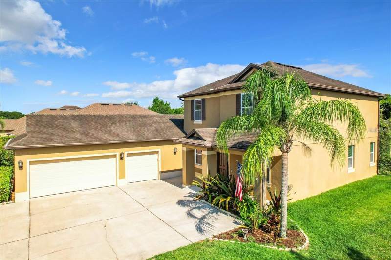 4 bedroom Single Family Residence at 421 Meadowridge Cove, Meadowridge Estates, Longwood — photo 3