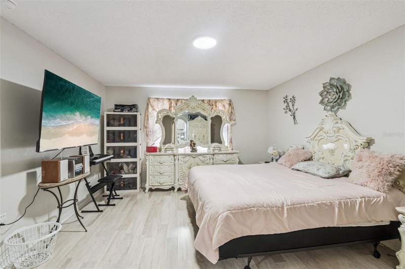 4 bedroom Single Family Residence at 7 Bolton Court, Poinciana Village 2 Nbhd 3, Kissimmee — photo 5