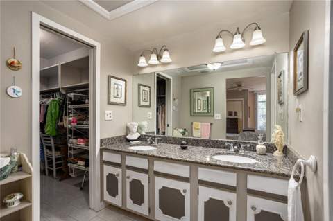 1717 NW 23rd Avenue #2E, Gainesville FL - photo 23 of 46