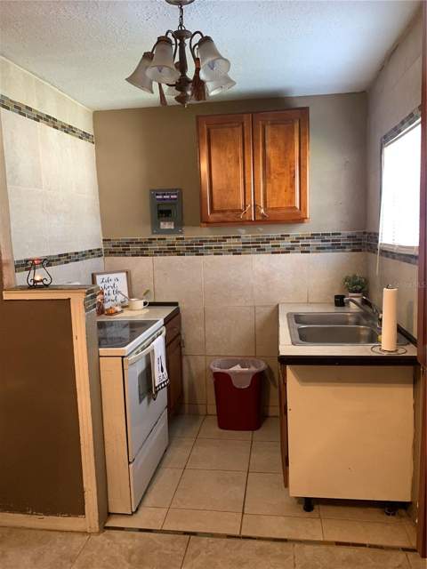 1023 W Gore Street, Orlando FL - photo 16 of 17