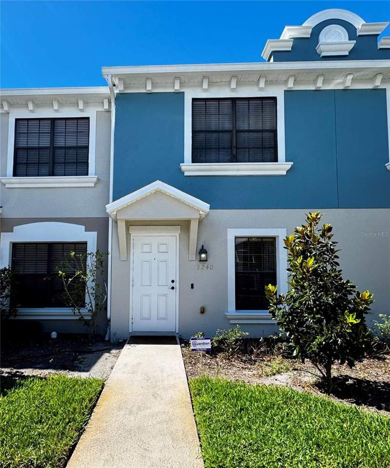 Windsor Lake Townhomes