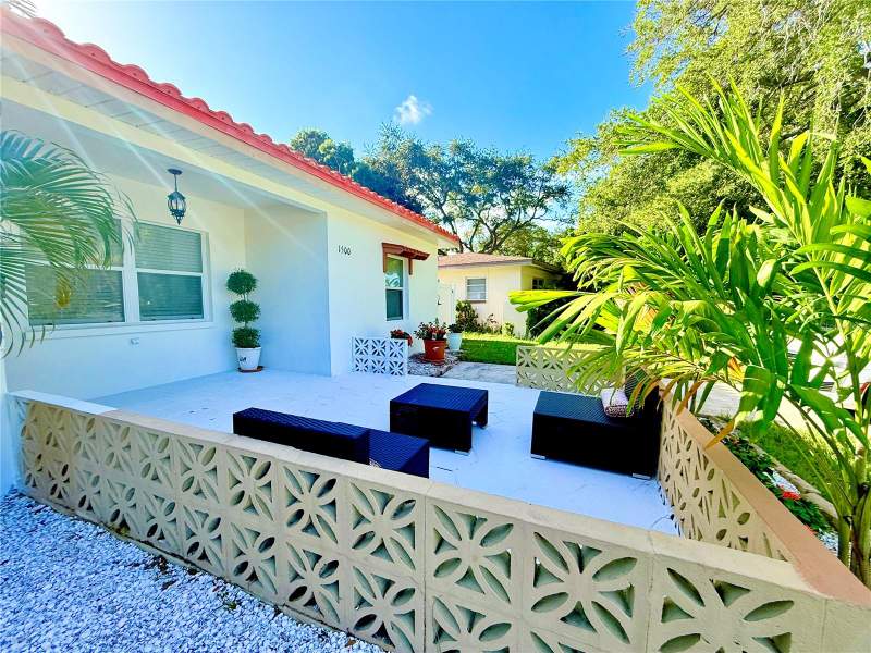 3 bedroom Single Family Residence at 1500 77th Street, Jungle Country Club 4th Add, St Petersburg — photo 2