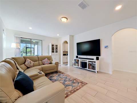 11117 Bostwick Alley, Winter Garden FL - photo 8 of 19