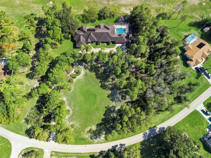 6 bedroom Single Family Residence at 11200 Woodland Waters Boulevard, Woodland Waters Ph 1, Weeki Wachee — photo 3