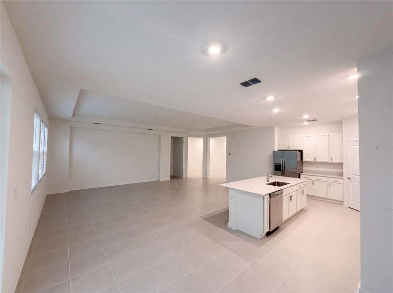 3 bedroom Single Family Residence at 669 Tundra Loop, Meadow Pointe At Estates, Groveland — photo 3