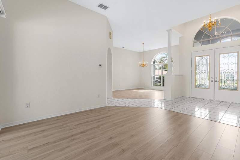 4 bedroom Single Family Residence at 2713 Clubhouse Drive, Walden Lake Unit 27 Ph 2 SE, Plant City — photo 4