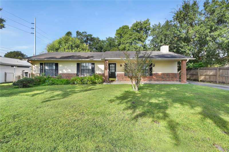3 bedroom Single Family Residence at 1620 5th Avenue, Daytona Park Estates Sec C, Deland — photo 1