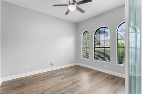 821 Floresta Street, Brandon FL - photo 7 of 99
