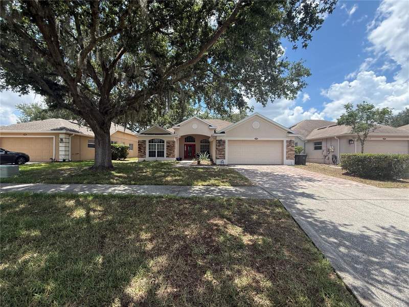 4 bedroom Single Family Residence at 1287 Legendary Blvd, Clermont Beacon Ridge At Legends Ph 05 L, Clermont — photo 4