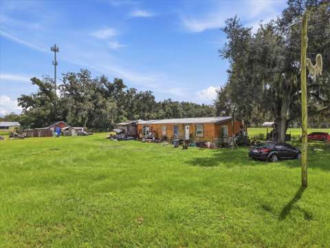 7214 Broken Oak Drive, home for sale in Dover 33527