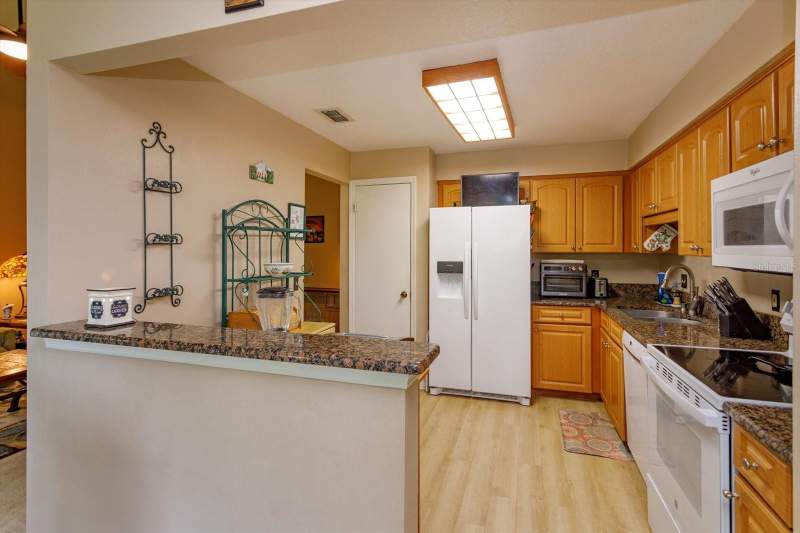 3 bedroom Condominium at 5301 White Cliff Lane #7, Coach Homes At Dover Village, Orlando — photo 5