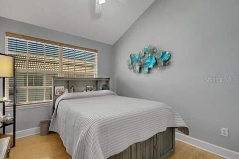 110 Ricardo Way #8, St Petersburg FL - photo 18 of 43