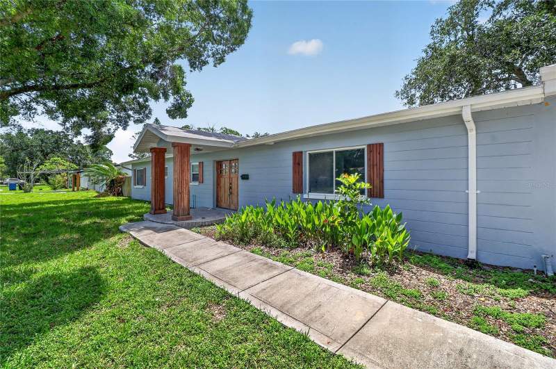 3 bedroom Single Family Residence at 120 81st Avenue, Rio Vista, St Petersburg — photo 2