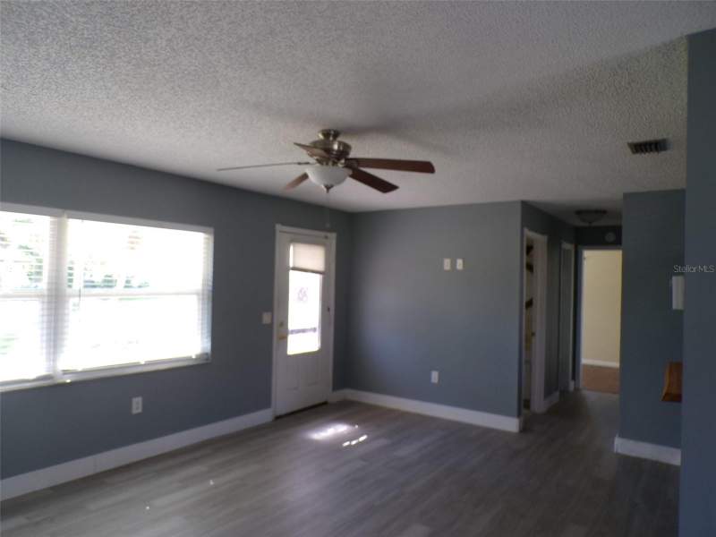 2 bedroom Single Family Residence at 3355 Idlewild Street, Port Charlotte Sub Sec 13, Port Charlotte — photo 2