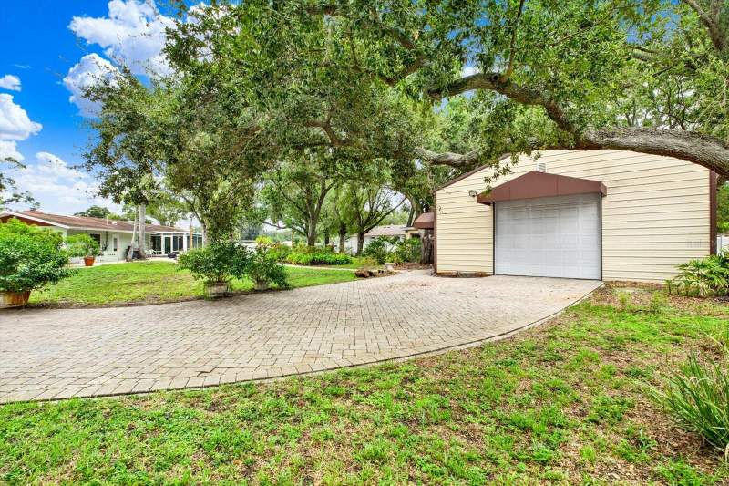 3 bedroom Single Family Residence at 5790 150th Avenue, Pinellas Groves, Clearwater — photo 3