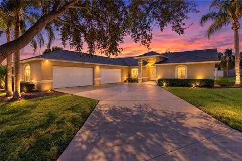 2625 Highlands Vue Court, home for sale in Lakeland 33812