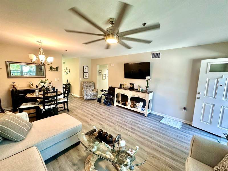 2 bedroom Condominium at 2020 Shangrila Drive #219, On Top Of The World, Clearwater — photo 4