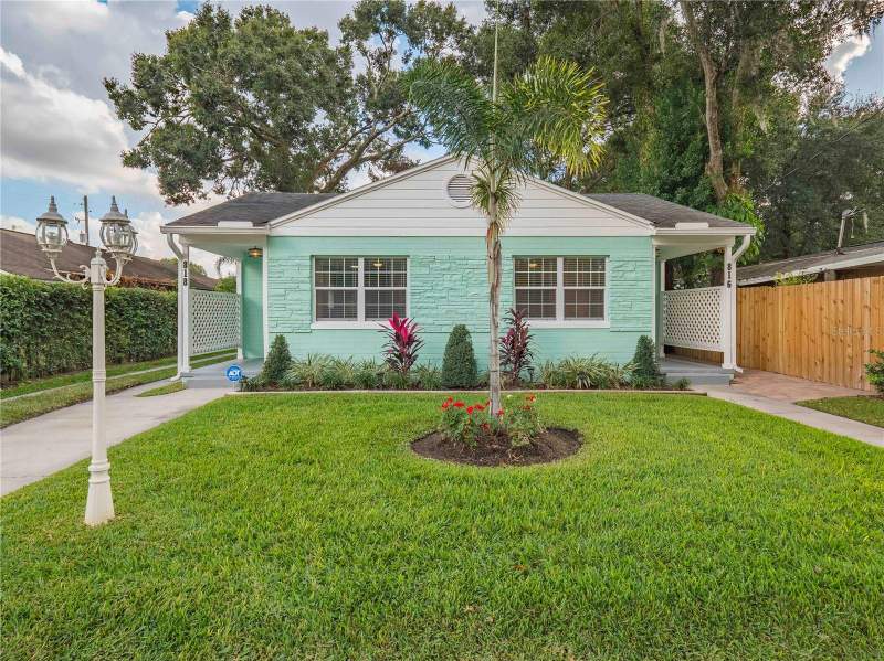 816 E Amelia Street home for sale in NATHAN'S REVISED SUB