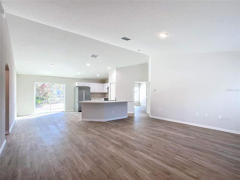 3 bedroom Single Family Residence at 17 Pecan Run Track, Silver Spgs Shores Un 21, Ocala — photo 3