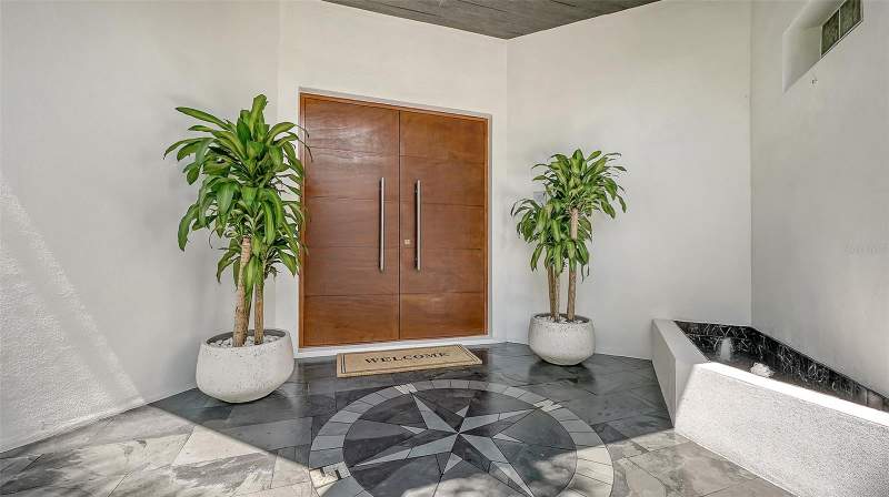 4 bedroom Single Family Residence at 3718 Sandspur Lane, Casey Key, Nokomis — photo 4