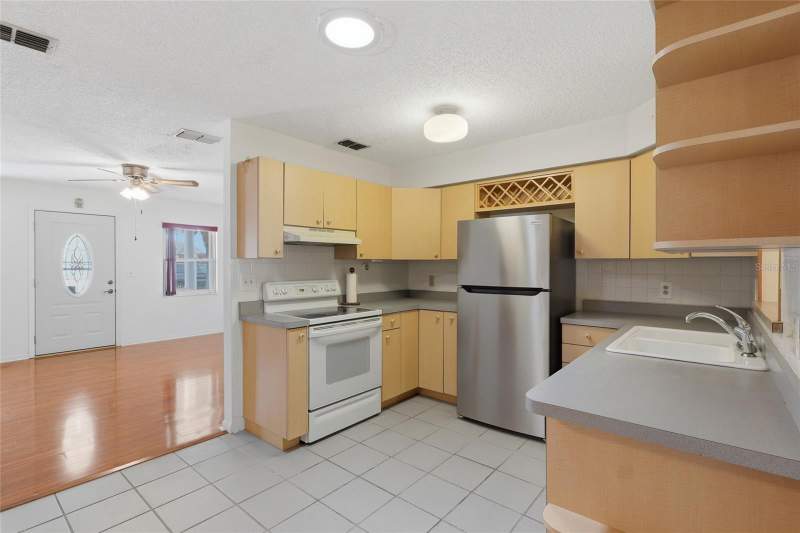 3 bedroom Single Family Residence at 6130 17th Street, Park Hill Sub, Zephyrhills — photo 4