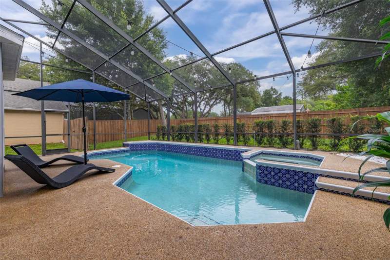 5 bedroom Single Family Residence at 663 Charrice Place, Lake Sylvan Cove, Sanford — photo 3