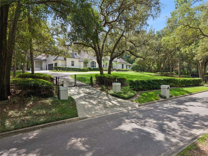 5 bedroom Single Family Residence at 950 Sweetwater Club Boulevard, Sweetwater Club Unit 6, Longwood — photo 3