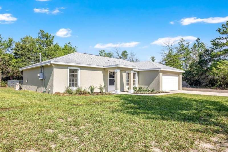 3 bedroom Single Family Residence at 40621 E 2nd, East Umatilla, Umatilla — photo 2