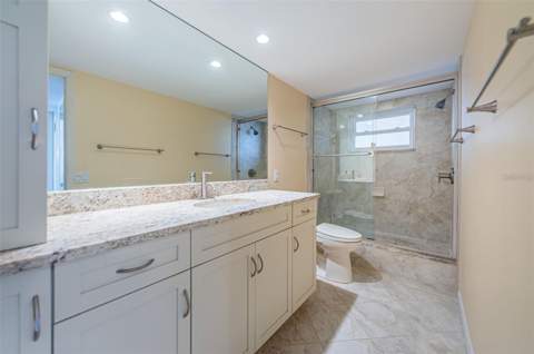 5130 Brittany Drive #202, St Petersburg FL - photo 10 of 25