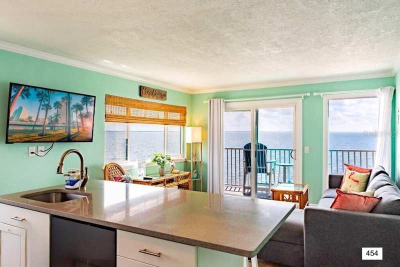 1 bedroom Condo - Hotel at 2506 N Rocky Point Drive #454, Sailport Resort Condo On, Tampa — photo 1