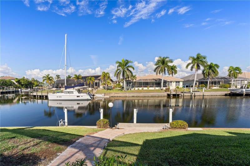 5 bedroom Single Family Residence at 2736 Mayaguana Court, Punta Gorda Isles Sec 12, Punta Gorda — photo 4