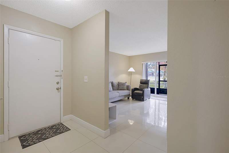 2 bedroom Condominium at 2408 Barley Club Court #2, Hawthorne Village, Orlando — photo 3