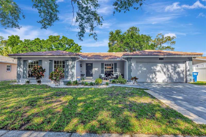 3 bedroom Single Family Residence at 1424 STEWART BOULEVARD, MORNINGSIDE ESTATES UNIT 6B, CLEARWATER — photo 2