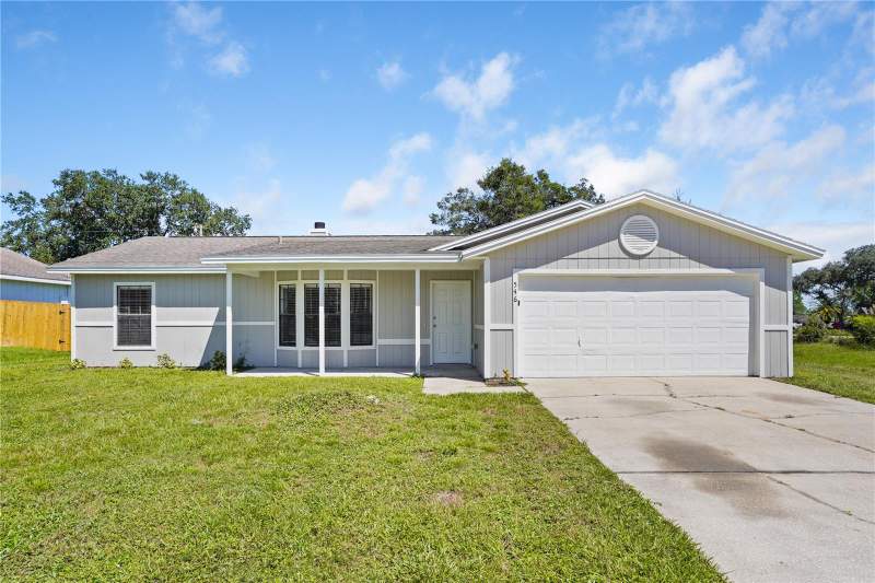 3 bedroom Single Family Residence at 546 Fort Smith Boulevard, Deltona Lakes Unit 41, Deltona — photo 2