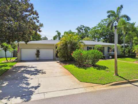 1743 Eagles Nest Drive, home for sale in Belleair 33756