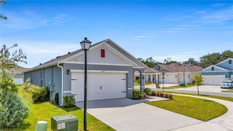 3 bedroom Single Family Residence at 1702 Walnut Crk Drive, Kindred, Kissimmee — photo 2