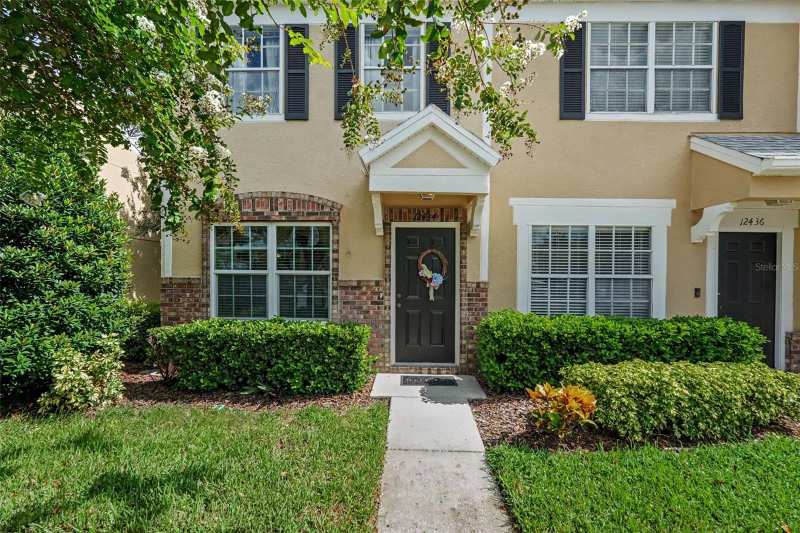 2 bedroom Townhouse at 12434 Berkeley Square Drive, Berkeley Square, Tampa — photo 1