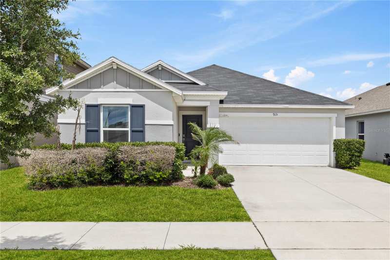 3 bedroom Single Family Residence at 915 Overpool Avenue, Bellaviva Ph 1, Davenport — photo 1
