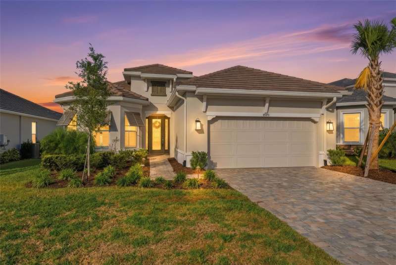Esplanade/Wiregrass Ranch Phs