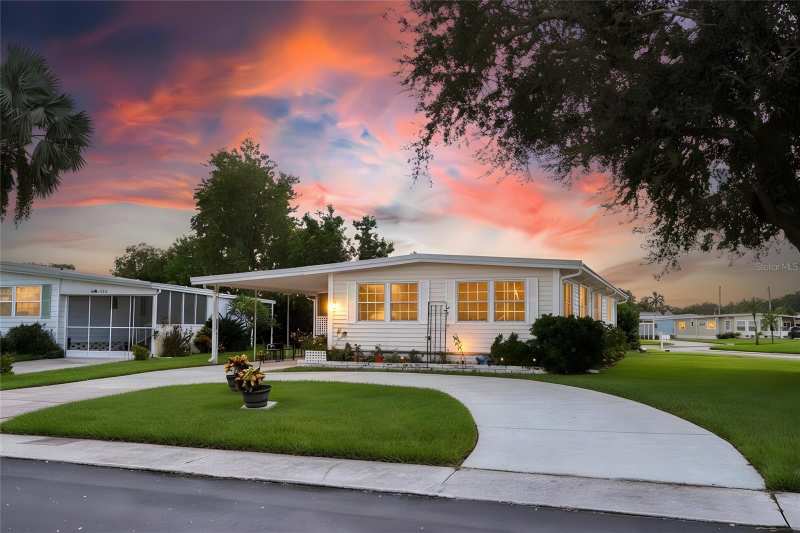 2 bedroom Mobile Home at 288 Salem Avenue #3, Lake Tarpon Mobile Home Village, Palm Harbor — photo 1