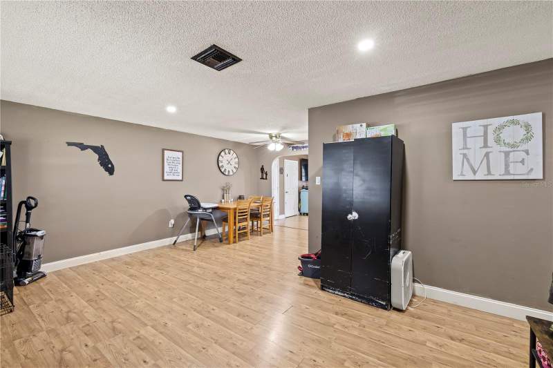 3 bedroom Single Family Residence at 1547 Sheehan Boulevard, Port Charlotte Sec 51, Port Charlotte — photo 3